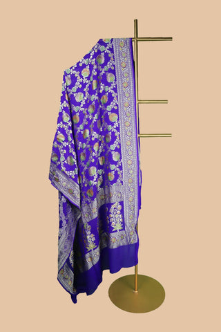 How to Pick a Banarasi Dupatta That Actually Matches Your Outfit (Not Just the Colour)