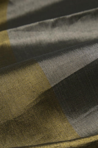 Than Kanji Tissue Multicolour Stripe