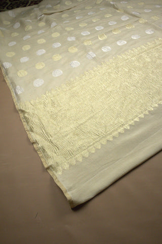 dupatta monga silver & water