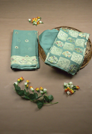 Suit Georgette