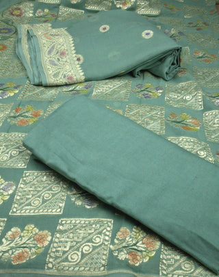 Suit Georgette