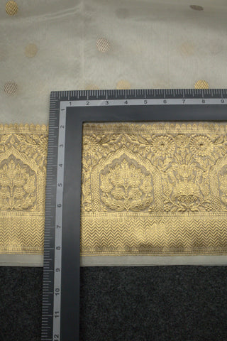 Than Organza Buti Border